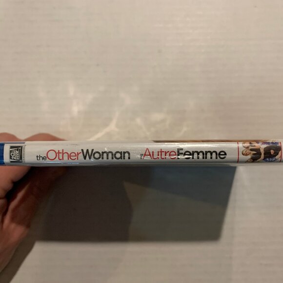 The Other Woman Blu-ray New Sealed - Cameron Diaz - Canada English+French - Picture 3 of 3
